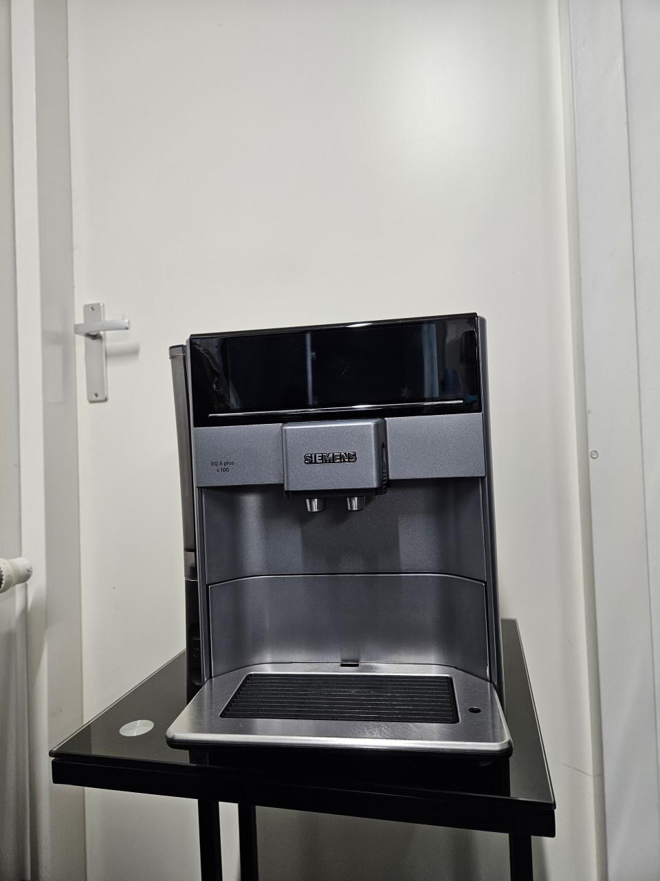 Siemens EQ 6 plus s100 koffiemachine