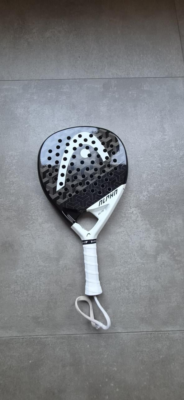 Head Graphene 360 Alpha Elite padel racket