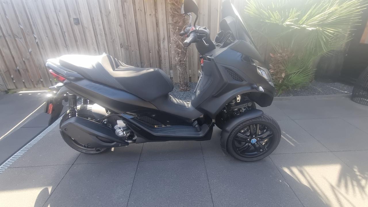 Piaggio MP3 HPE 300