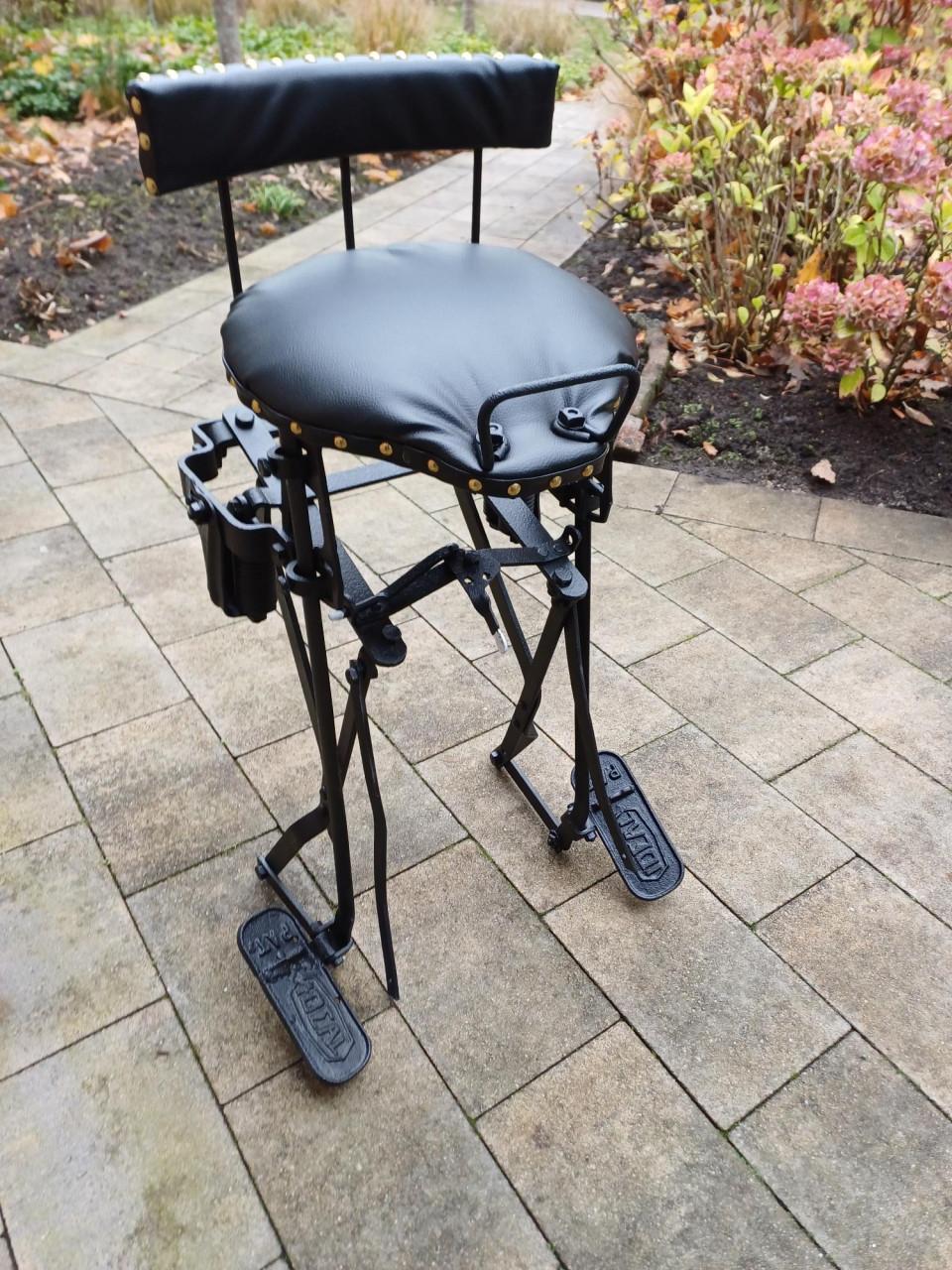 ANTIEKE PLOEGKRUK/STOEL