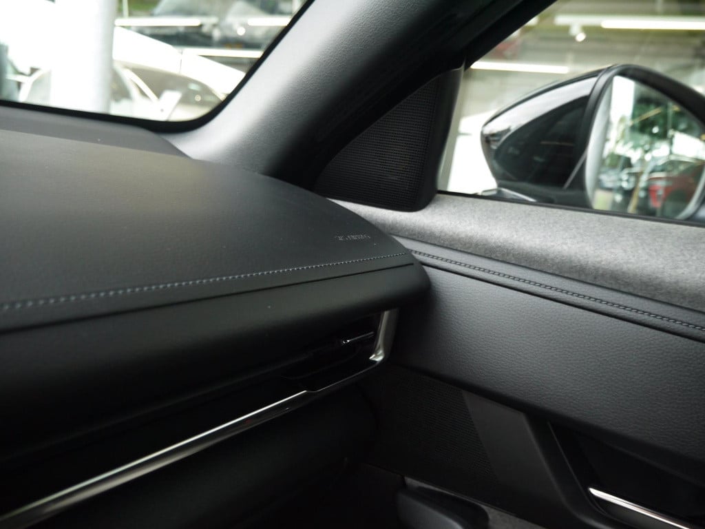 Mazda Mx-30 e-skyactiv 145 pk first edition|rijklaar