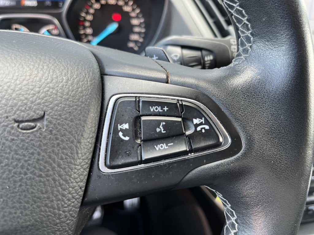 Ford Kuga 1.5 st-line 4wd | adaptive cruise control | climate control | tre