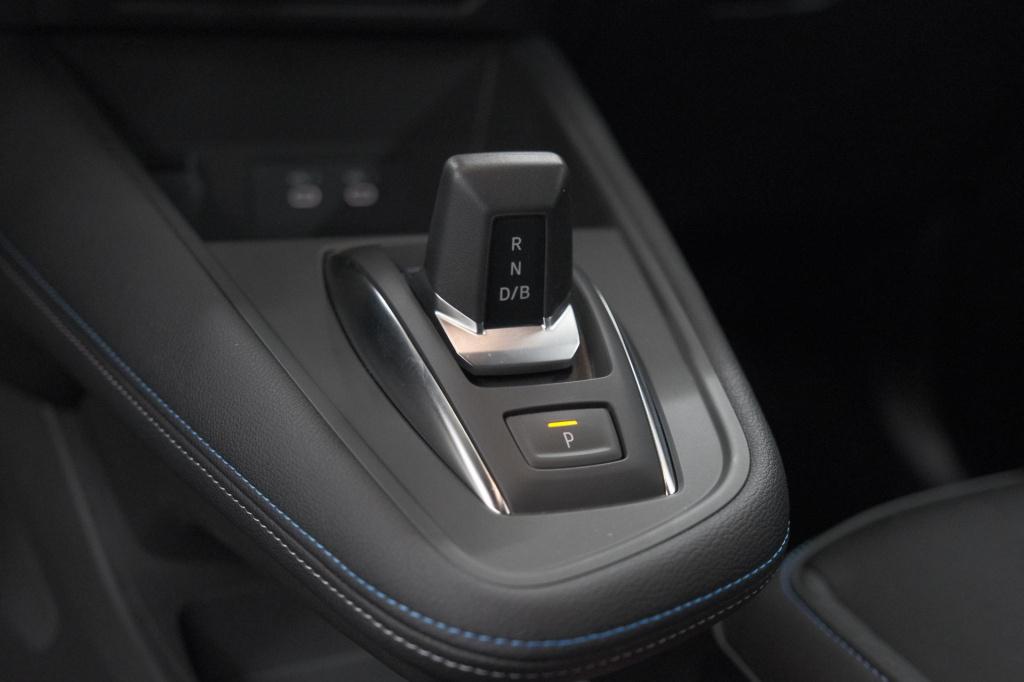 Renault Captur 1.8 e-tech full hybrid 160 esprit alpine | rondom camerazich