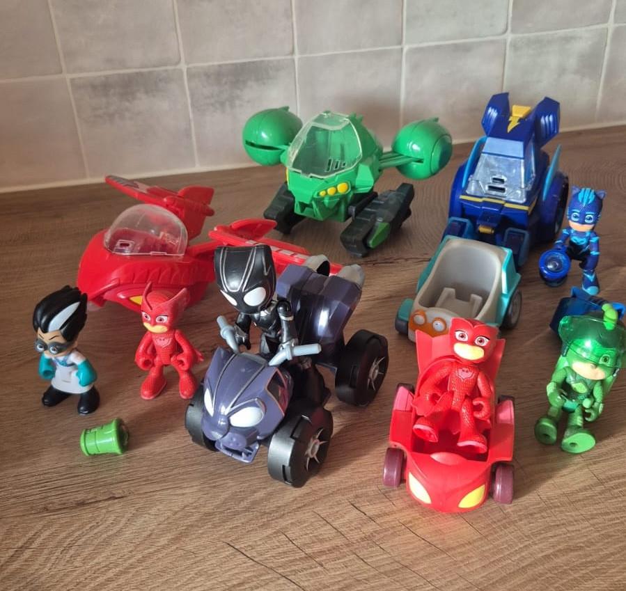 PJ Masks poppetjes en voertuigen