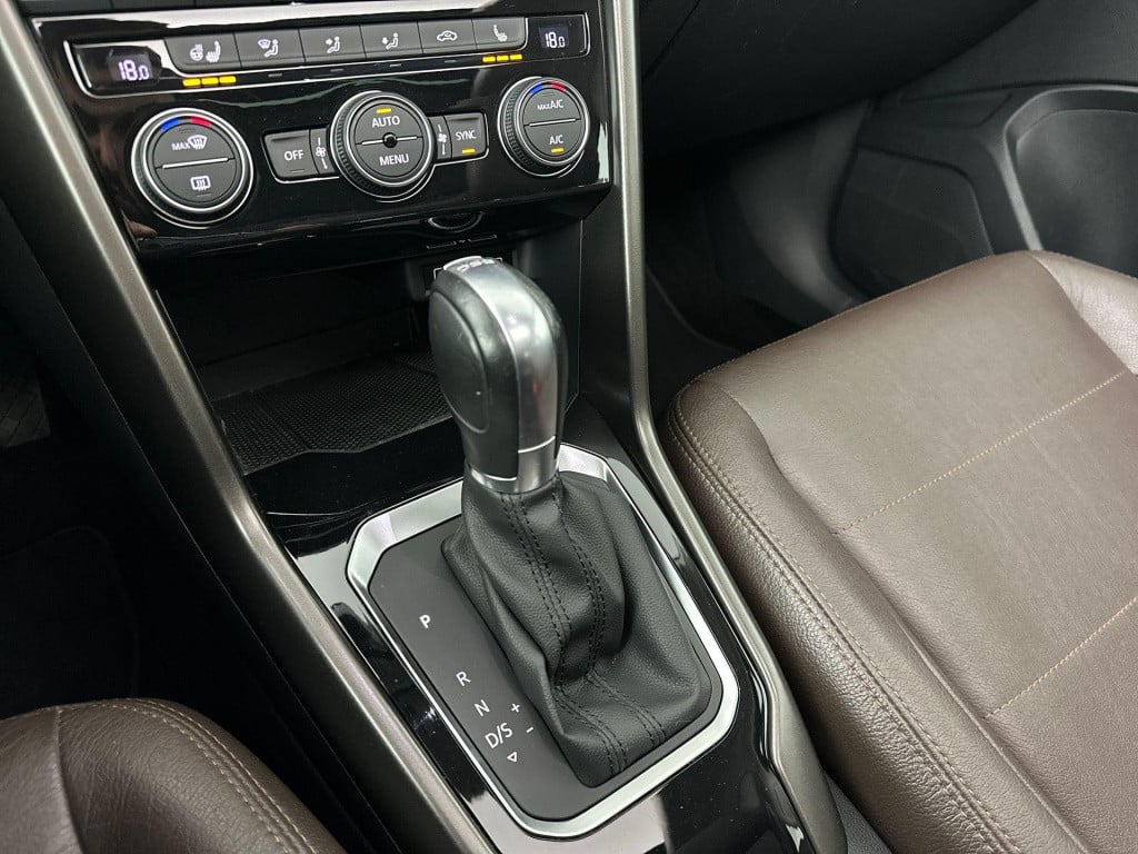Volkswagen T-roc 1.5 tsi sport
