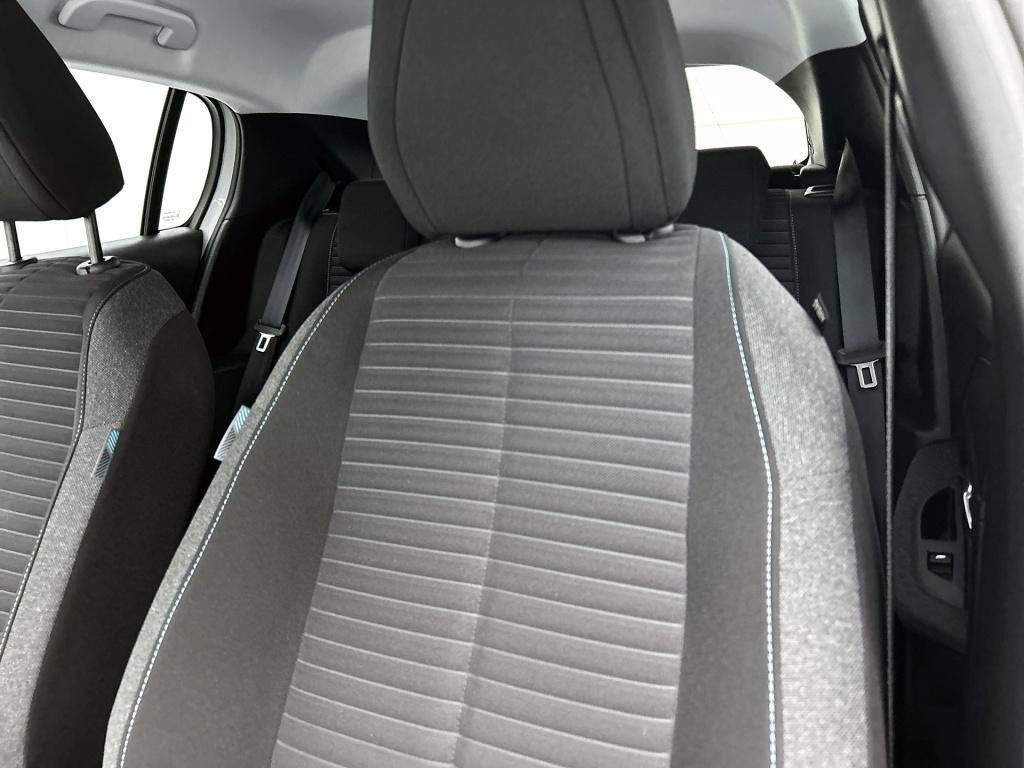 Peugeot 208 75 pk style | rijklaar | parkeersensoren | apple carplay | crui
