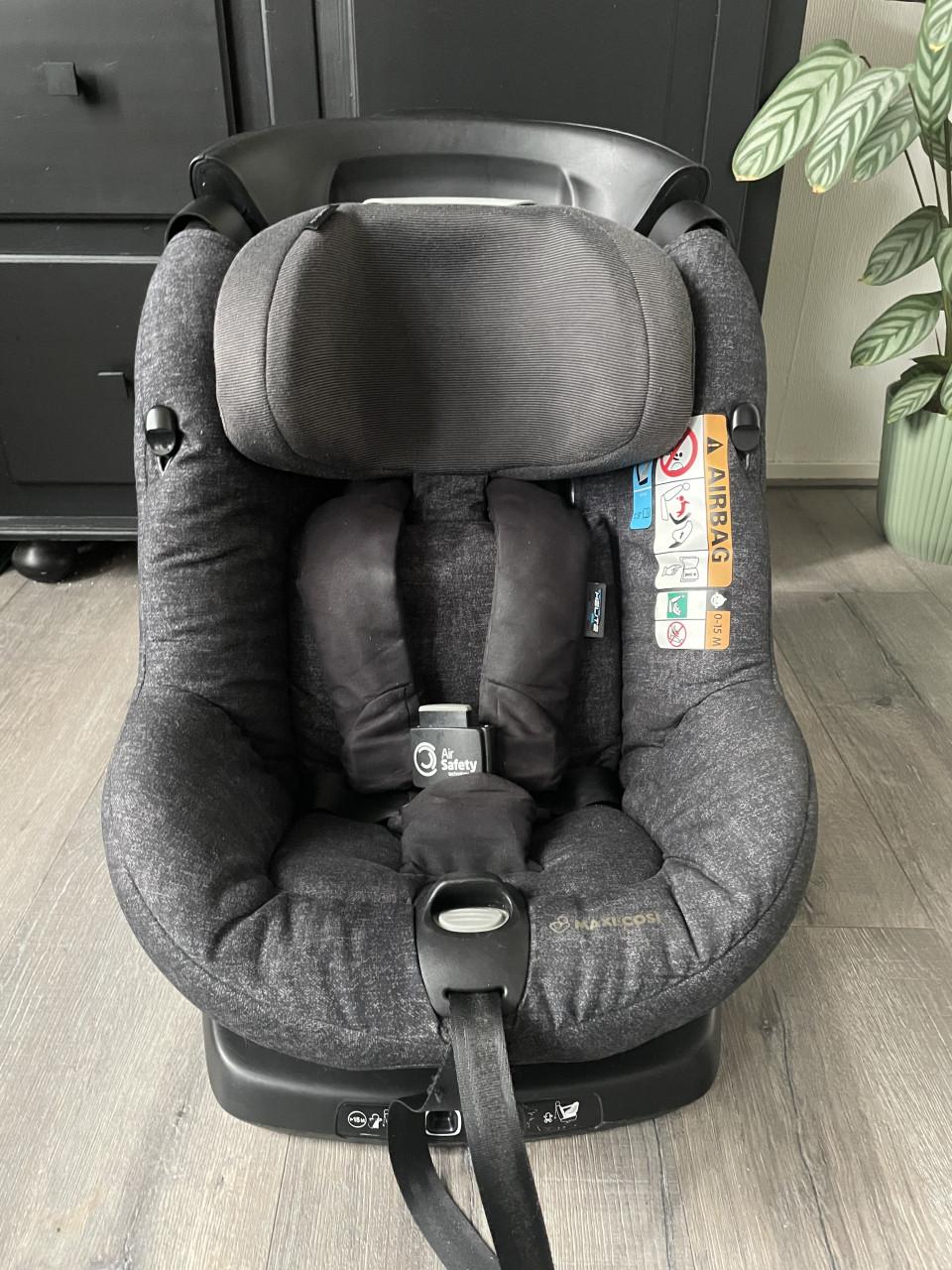 Maxi-Cosi AxissFix Air met geïntegreerde airbags