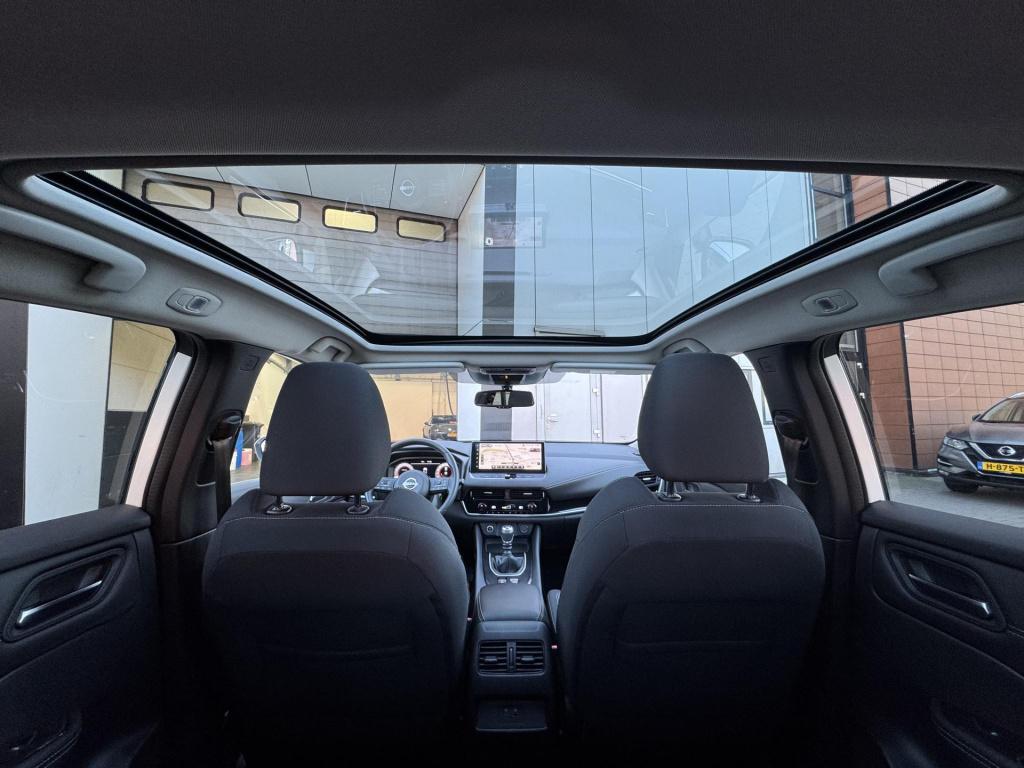 Nissan Qashqai 1.3 mhev n-connecta design pack