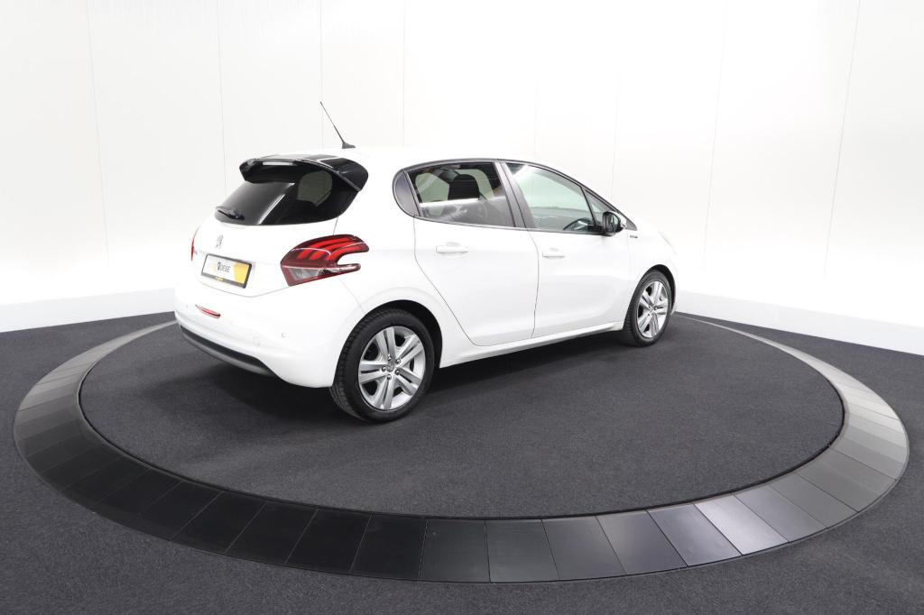 Peugeot 208 puretech 82 signature | parkeersensoren | apple carplay | navig