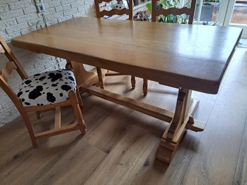 Oude Klooster Tafel Met Spiegel