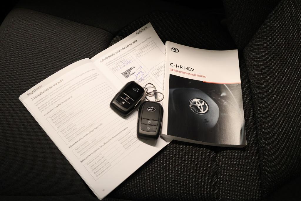 Toyota C-hr 1.8 hybrid 140 active