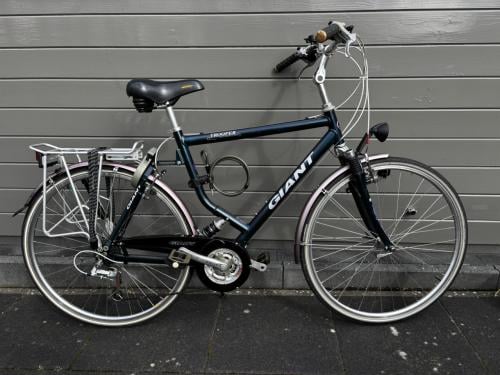 Schuurvondst: Giant Trooper herenfiets (3x7 versnellingen). Als nieuw!!