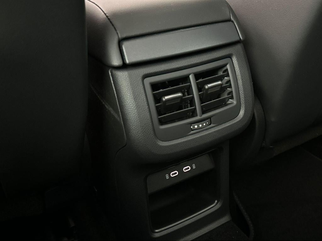 Seat Ateca fr business intense 1.5 tsi 110 kw / 150 pk suv 7