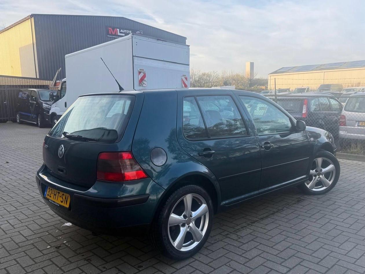 Volkswagen Golf 1.4-16V Master Edition