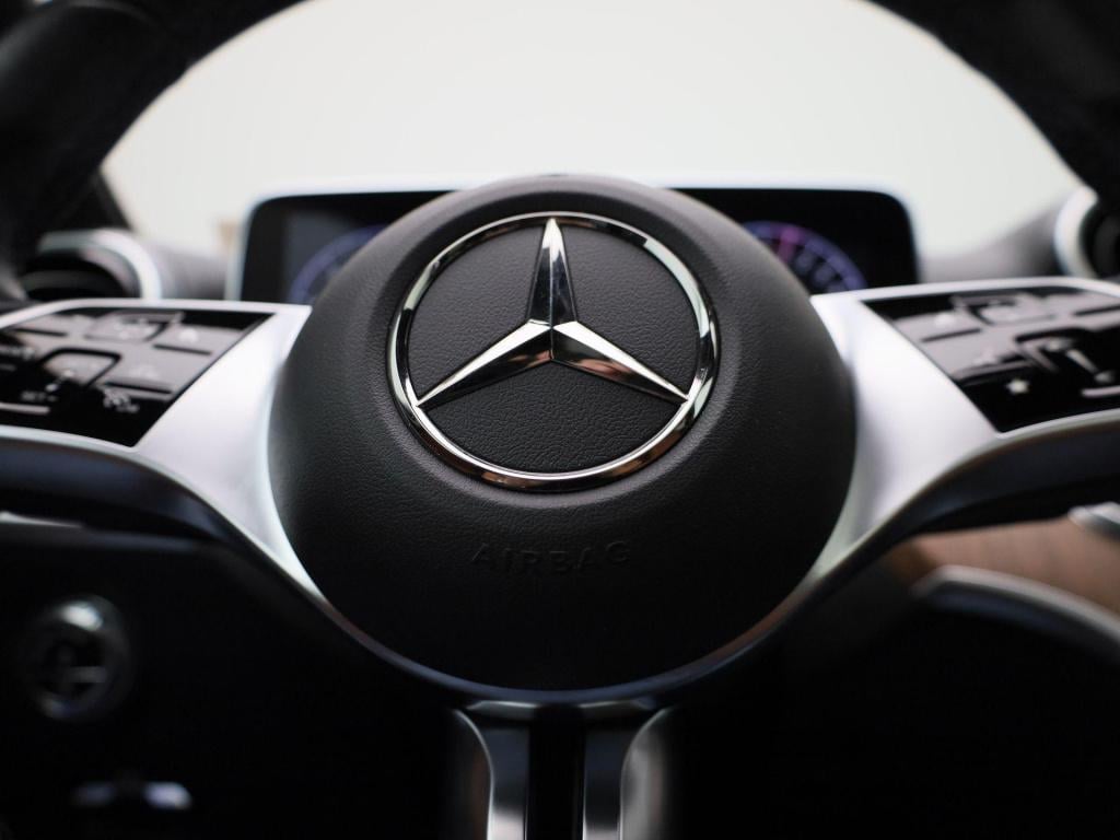 Mercedes-Benz C-Klasse estate 300 e luxury line | automaat | panorama dak |