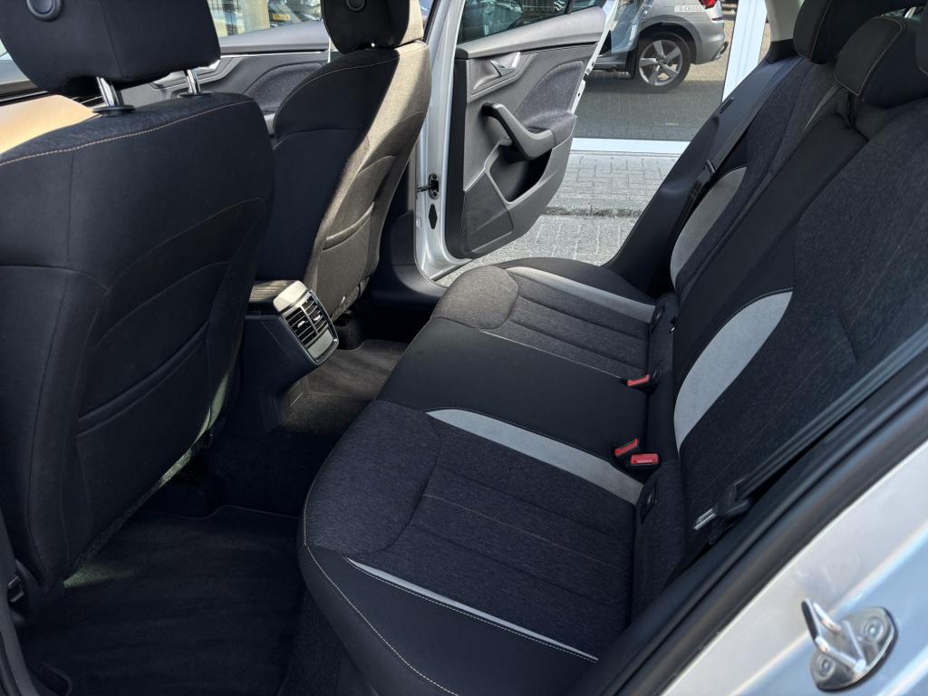 Skoda Kamiq automaat 1.5 tsi act sport business/trekhaak