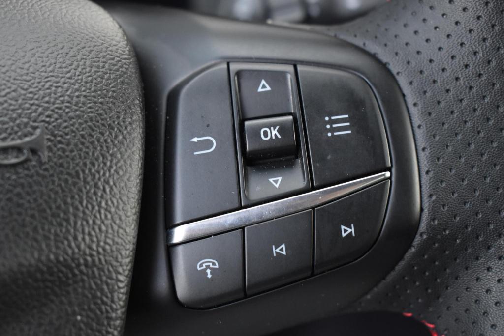 Ford Kuga 2.5 phev st-line | climate control | cruise control | winterpakke