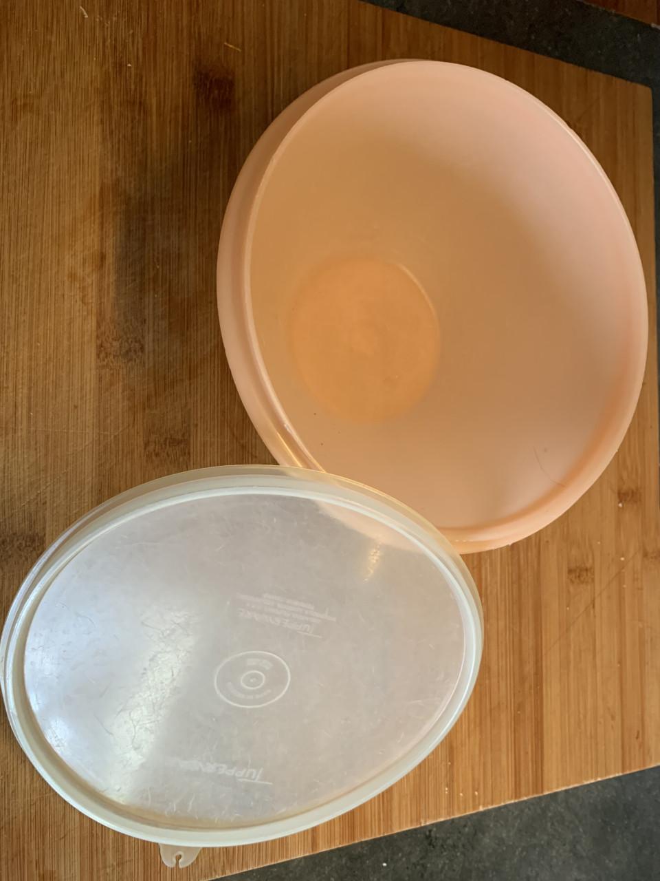 Complete set van diverse Tupperware bakjes en schalen