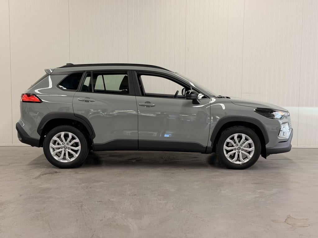Toyota Corolla Cross hybrid 140 active