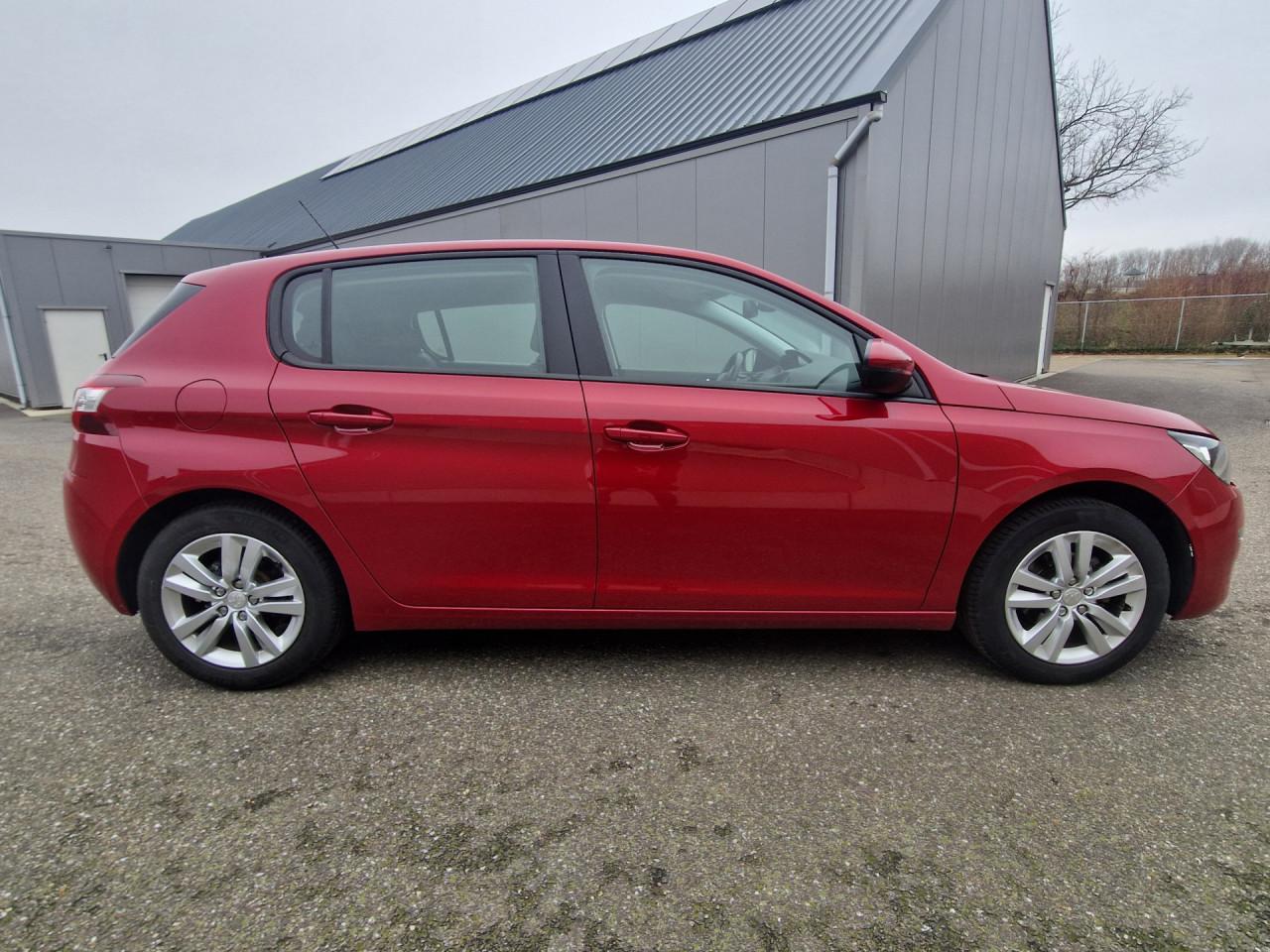 Peugeot 308 1.2 VTi Active
