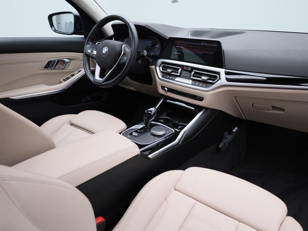 BMW 3-serie touring 318i sport line | automaat | apple carplay / android au