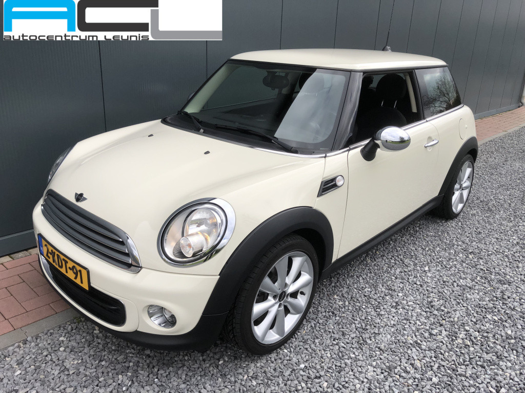 Mini One mini 1.6 holland street navigatie 3-drs