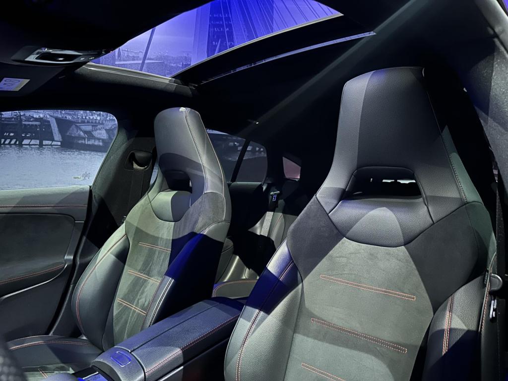 Mercedes-Benz Cla shooting brake 200 business solution amg *pano*sfeerverli