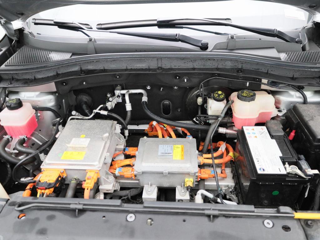 MG Zs Ev ev long range luxury 70 kwh