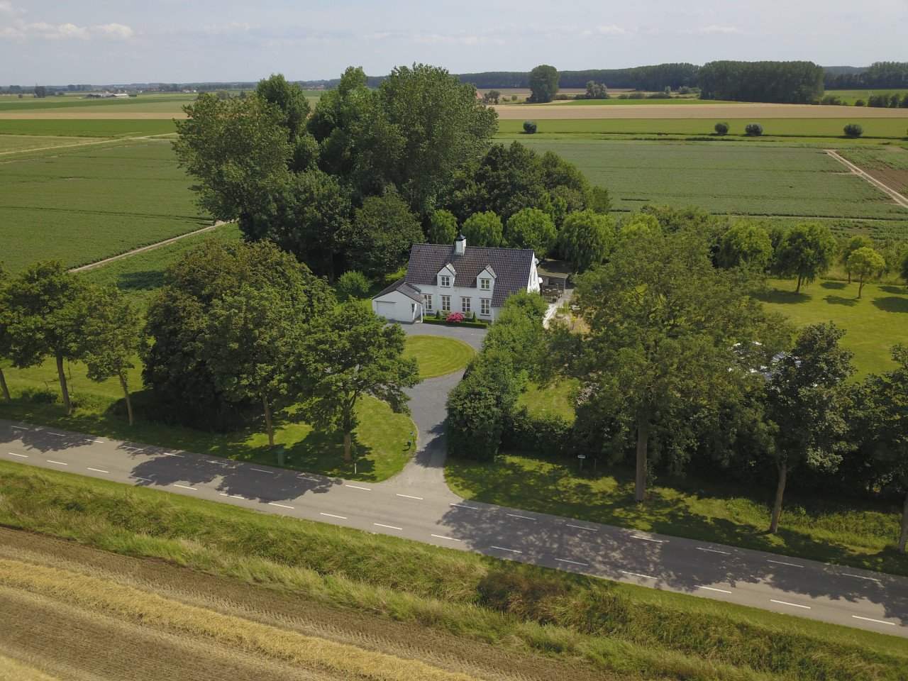 Buitenhuis of boerderij verkopen? bel Ronald Zwolle