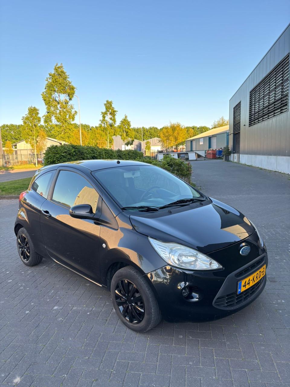 Ford Ka 1.2 51KW 2010 Zwart | 144.268 KM NAP