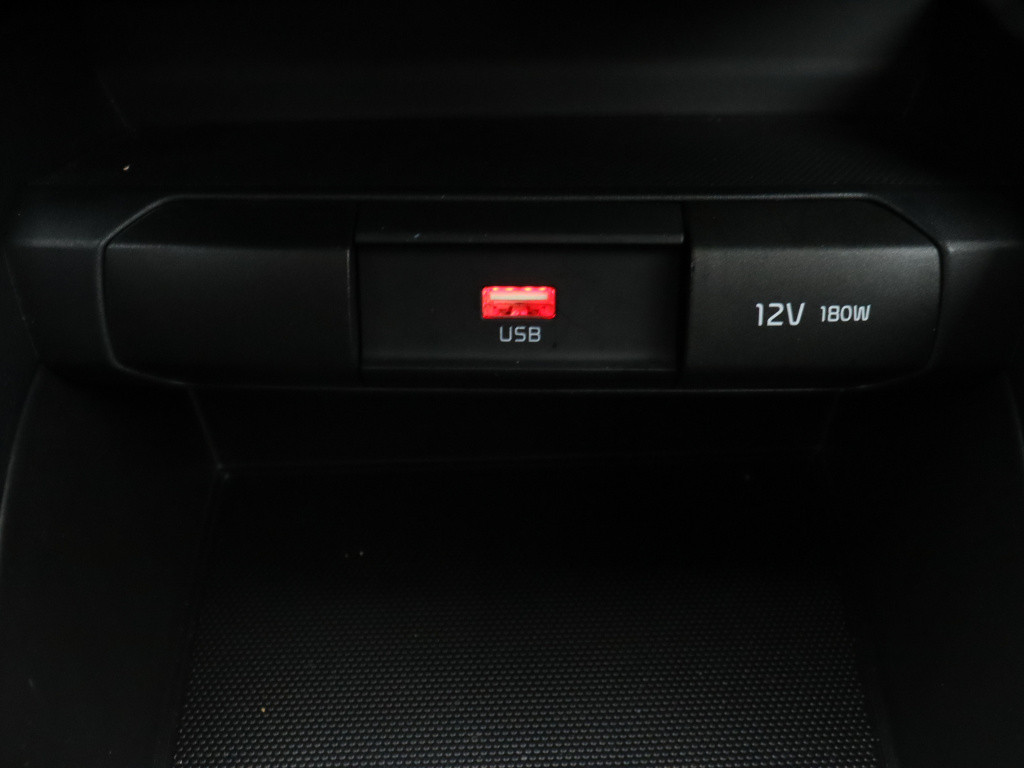 Kia Stonic 1.0 t-gdi mhev dynamicline | led koplampen | airco | apple carpl