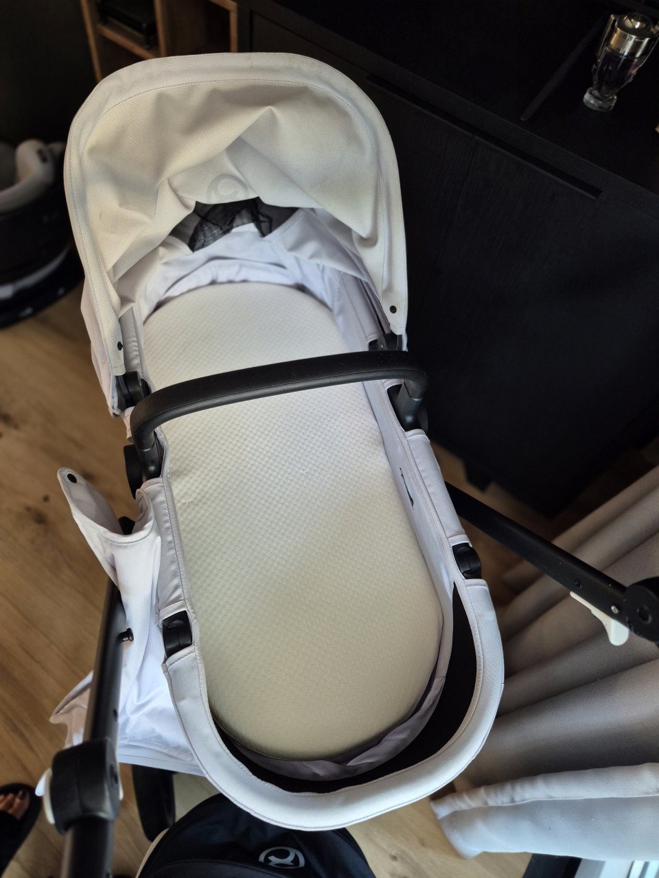 Cybex Eos Basic Moon 3-in-1 kinderwagen