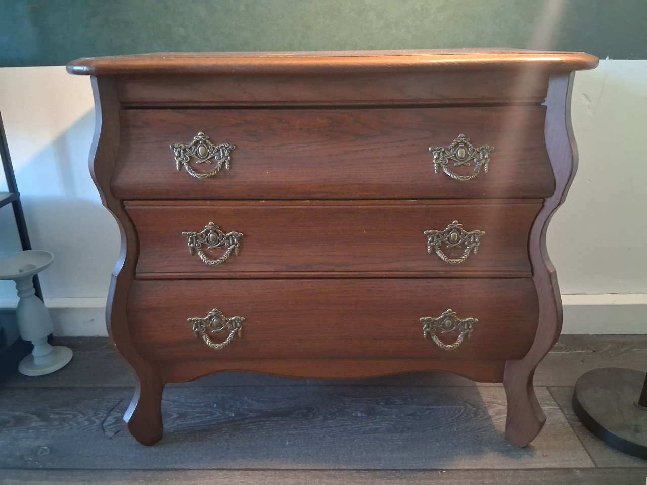 Te koop vintage ladekastje