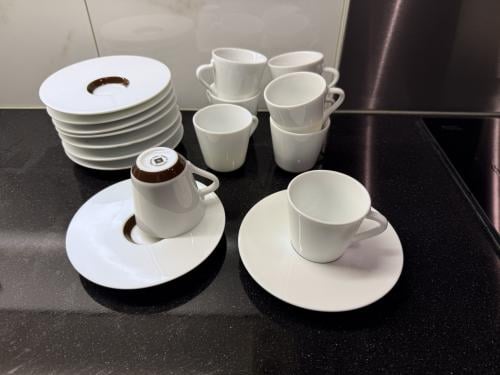Nespresso Collection Andrée Putman espresso kopjes met schotels 9x