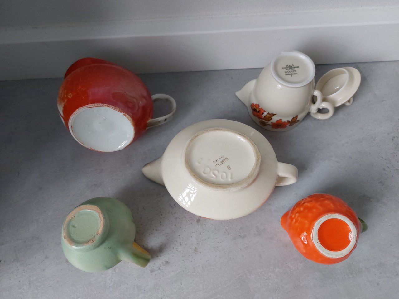 Verzameling Koffie - Theepot en Kannetjes.