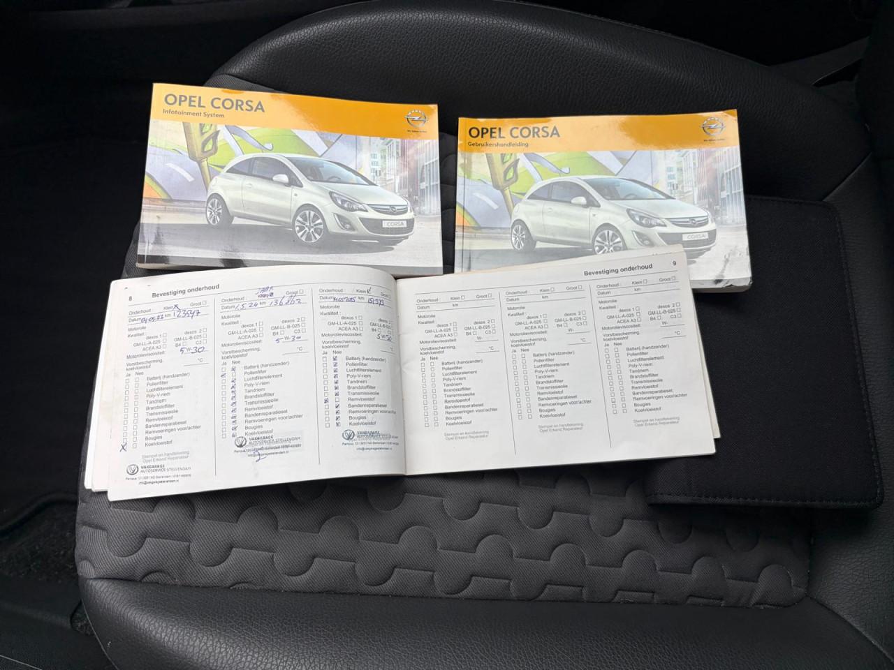 Opel Corsa 1.4-16V Cosmo