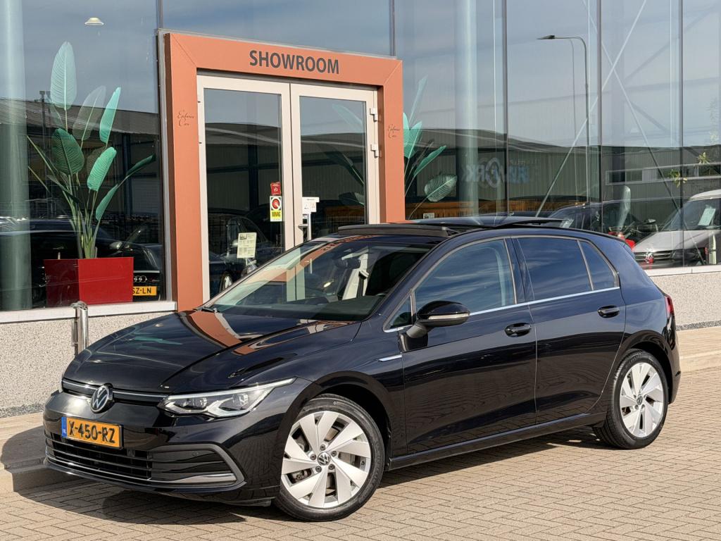 Volkswagen Golf 1.5 etsi 1st. edition 150pk | pano | acc | memory | massage