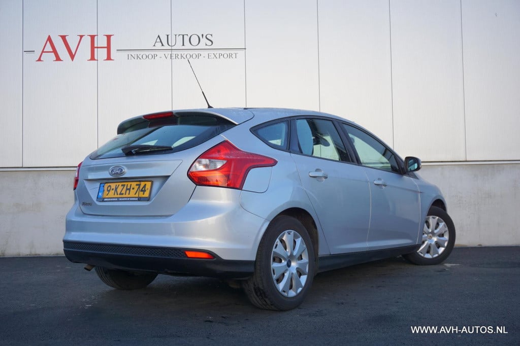 Ford Focus 1.6 ti-vct trend