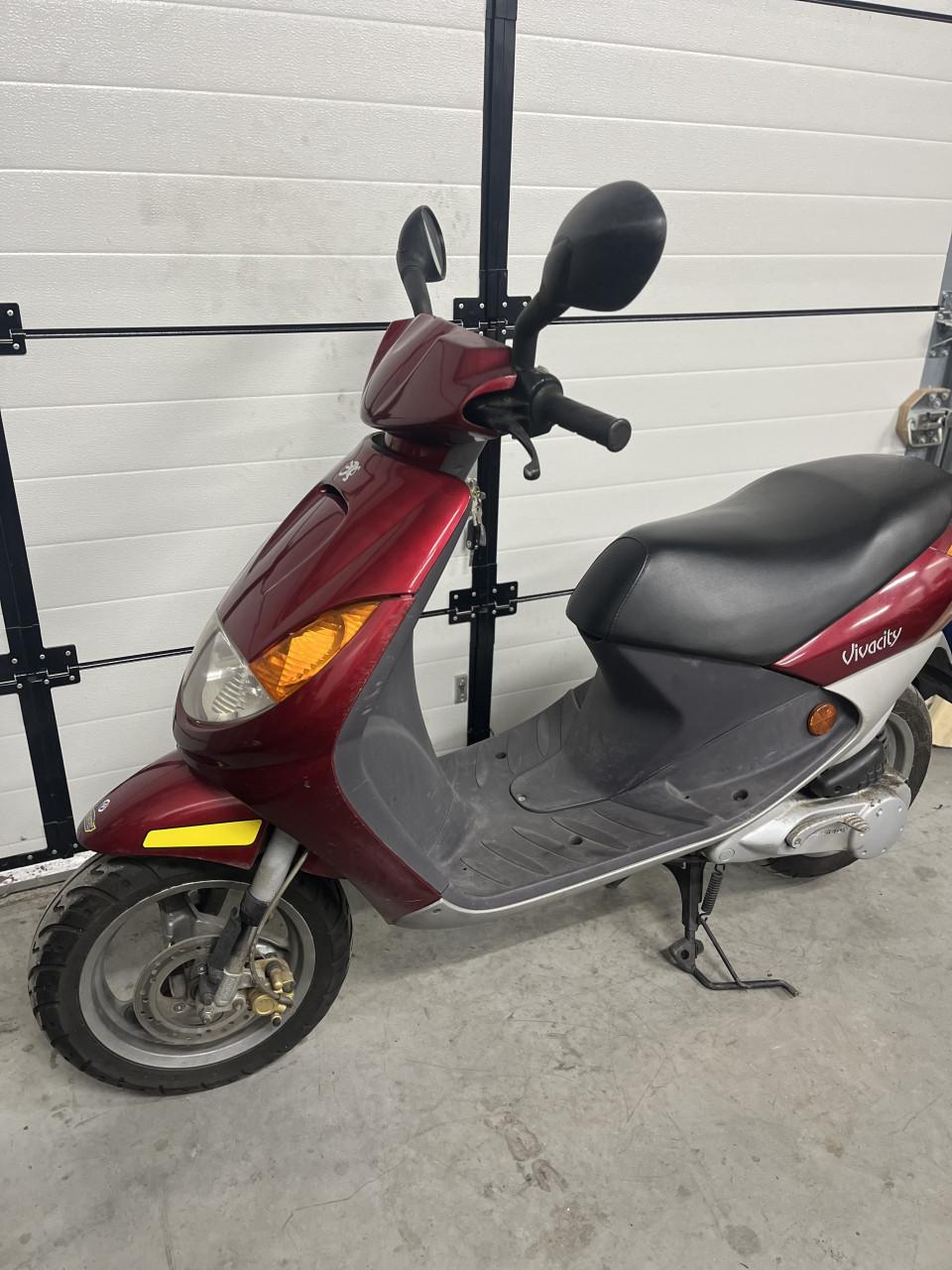Peugeot Vivacity brom scooter