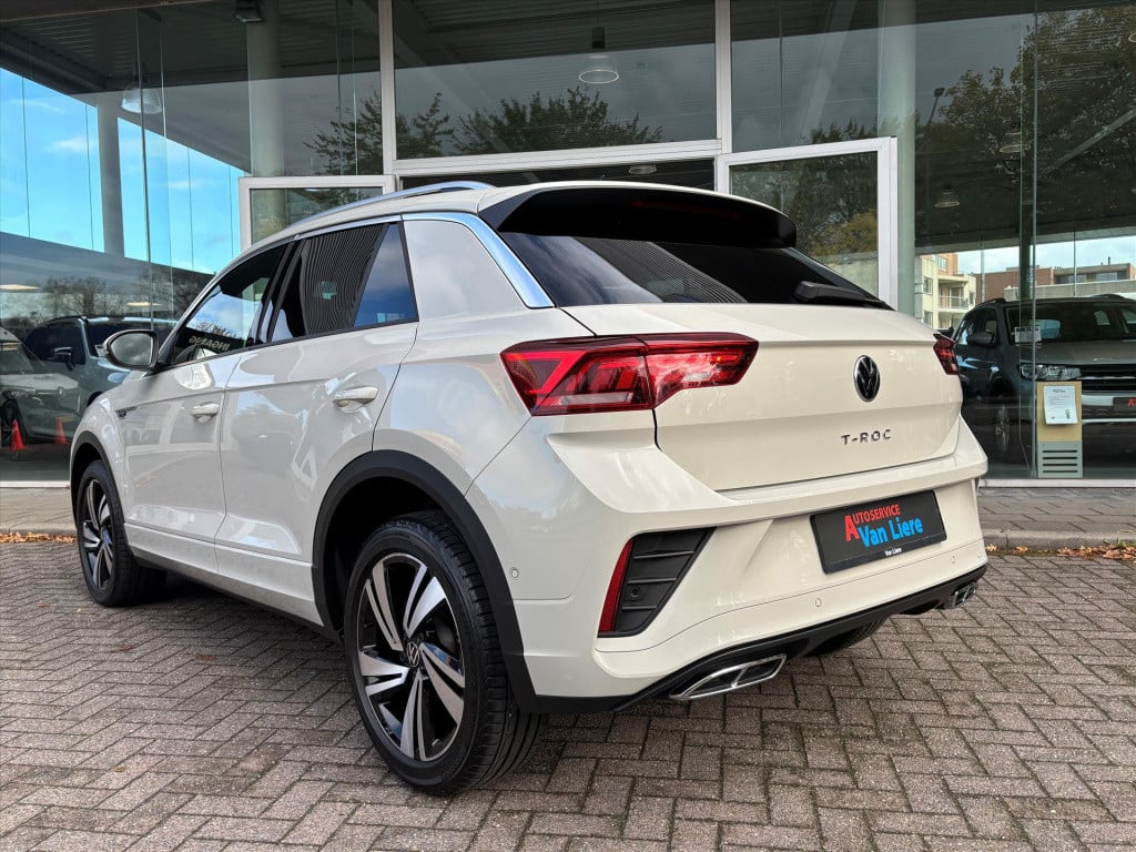 Volkswagen T-roc 1.5 tsi 150pk 7-dsg r-line|dode hoek|carplay| elek klep| r