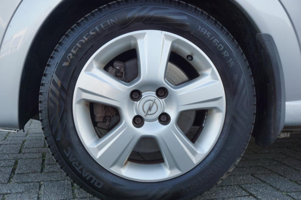 Opel Meriva 1.8-16v enjoy airco / elektr. ramen / trekhaak / lm velgen / na