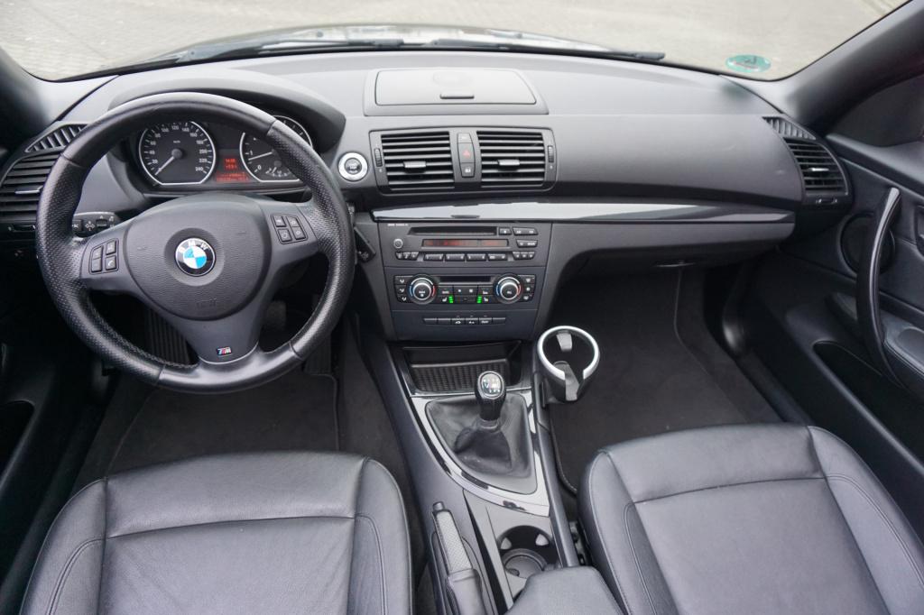 BMW 1 Serie cabrio 118i high executive climate / cruise / leder / stoelverw