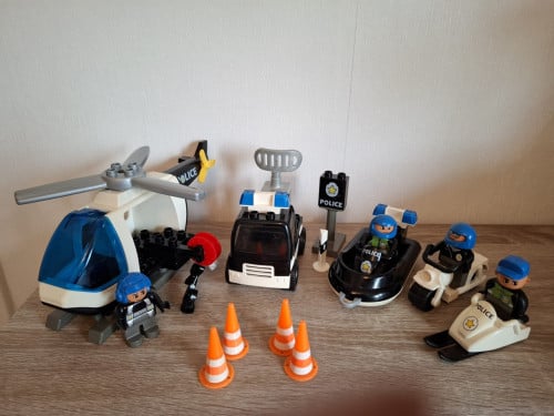Duplo politie set IS GERESERVEERD