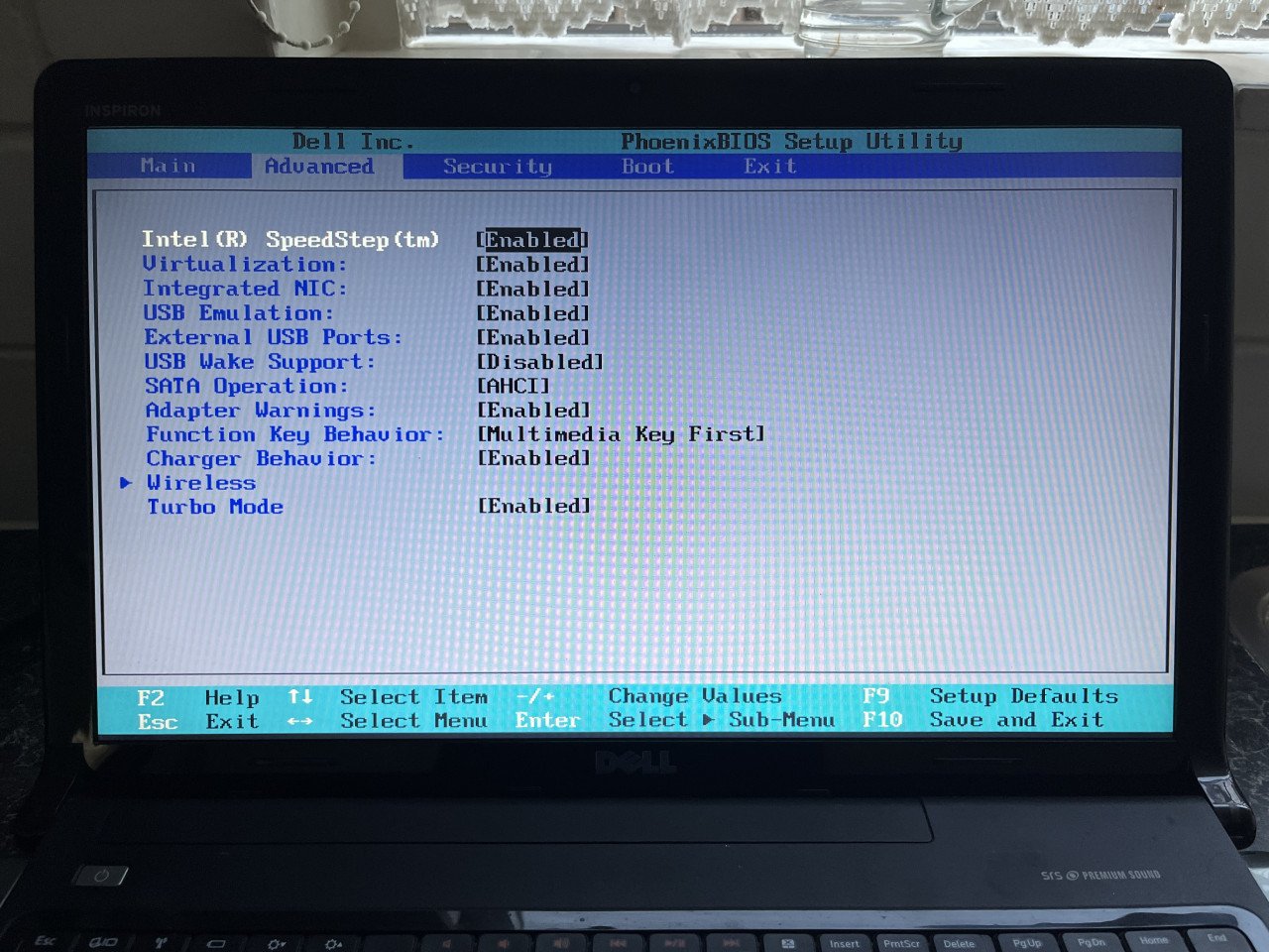 Dell Inspiron 1764 i3-330M 4Gb 17,3" met tas  [voor een zak bolussen]