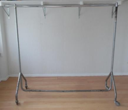 Degelijk en sterk kledingrek