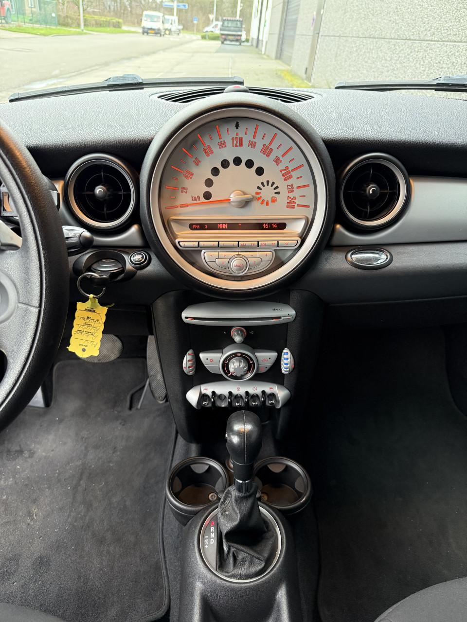 Mini Cooper 1.6 Automaat 114DKM 2008