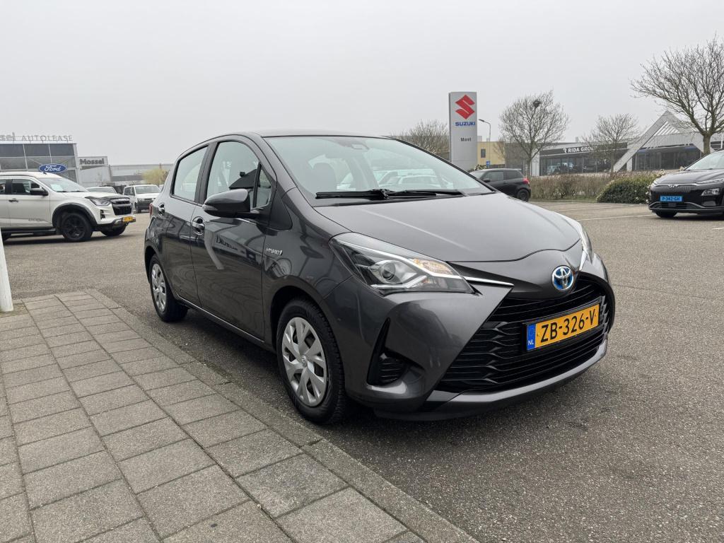 Toyota Yaris 1.5 hybrid active