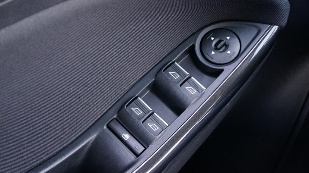 Ford Focus 1.0 titanium rijklaar incl garantie