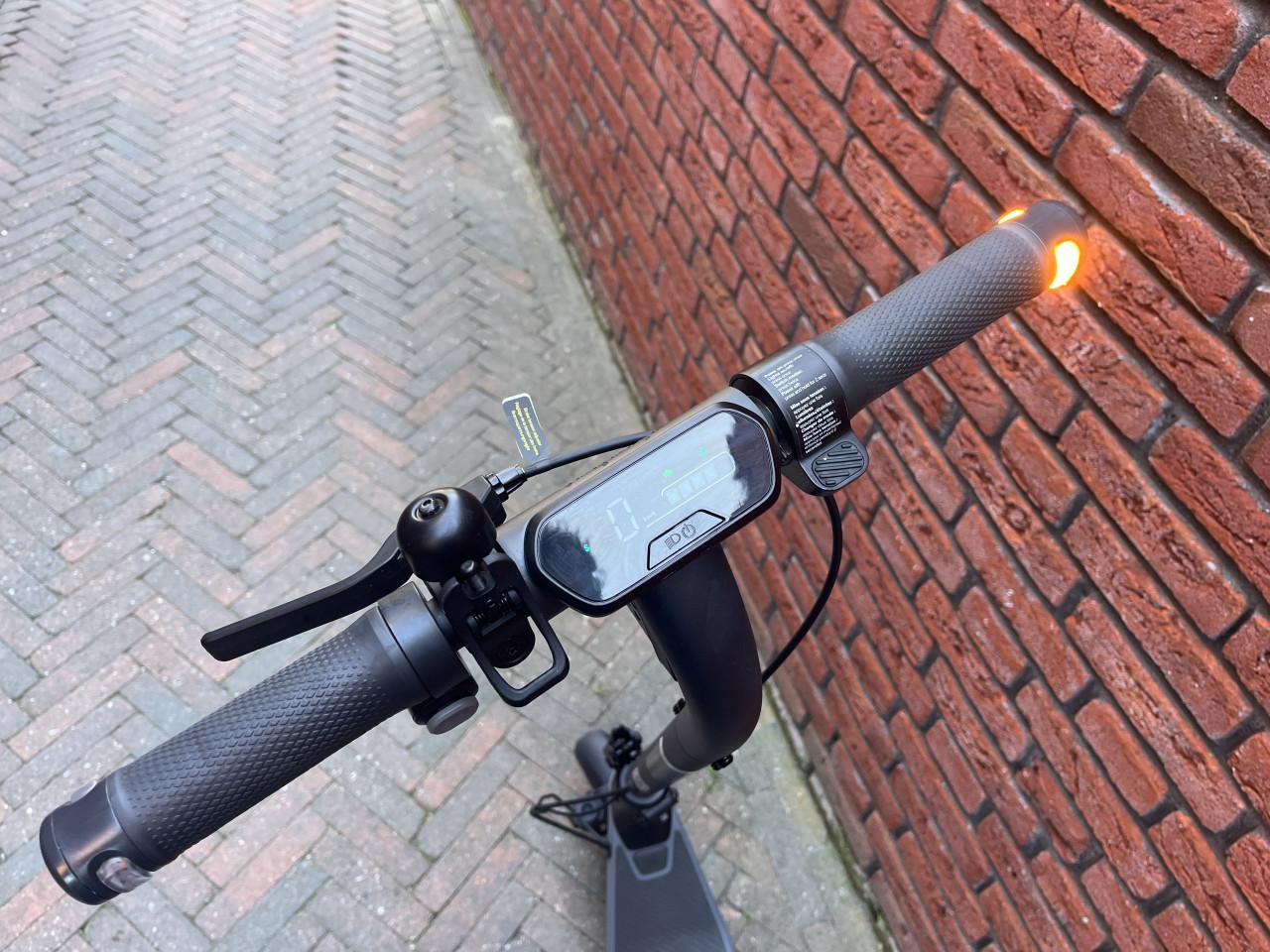 Ninebot Pro - electrische step - zo goed als nieuw