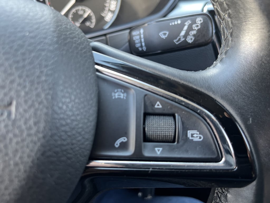 Skoda Superb combi 1.4 tsi act style business